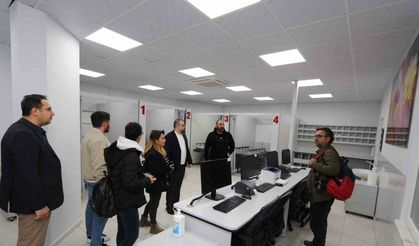 Hastane acil servisinde yeşil alan yenilendi