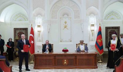 Türkiye ve Umman arasında 16 belge imzalandı