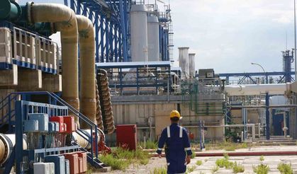 Yunanistan Parlamentosu, azami mesai süresini 13 saate kadar yükselten tasarıyı kabul etti