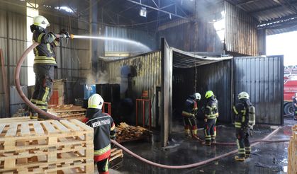 Akdeniz’de Fabrika Yangını Büyümeden Kontrol Altına Alındı