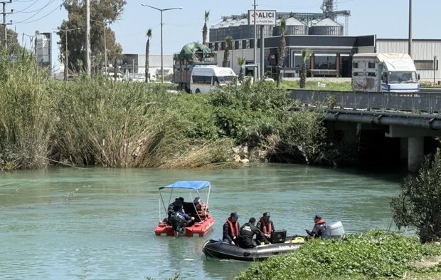 Mersin'de kayıp gencin aranmasına 6. günde de devam edildi
