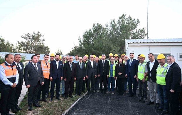 Bakan Uraloğlu: "Zeytin ve Narenciye Pazara Daha Hızlı Ulaşacak"