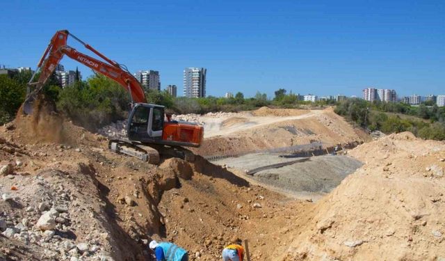 Mersin’de 2. Çevre Yolu’nun ikinci etap çalışmaları sürüyor