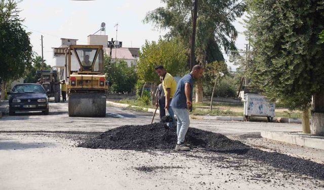 Tarsus Belediyesi yolları yenileniyor
