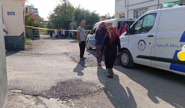 27 yaşındaki genç evinde bıçaklanmış şekilde ölü bulundu