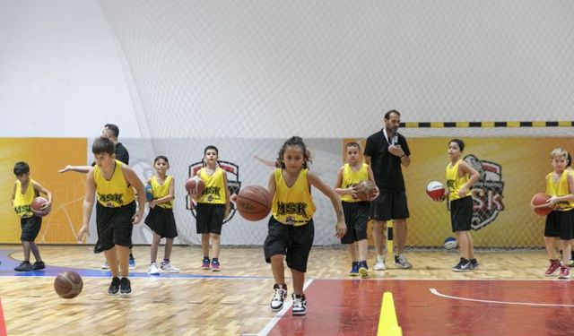 MSK Spor Okullarını açtı