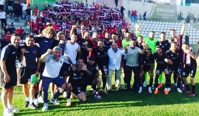 Mersin'de şampiyonluk şarkıları söyleniyor!