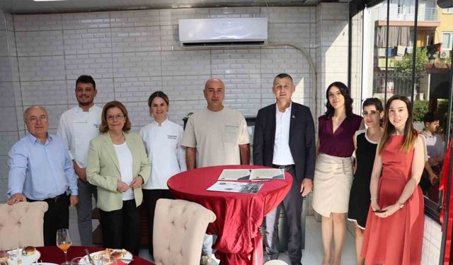 Gastronomi ve mutfak sanatları öğrencileri ceket giydi