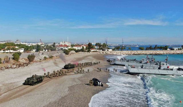 Doğu Akdeniz'de Türk ordusu nefes kesti