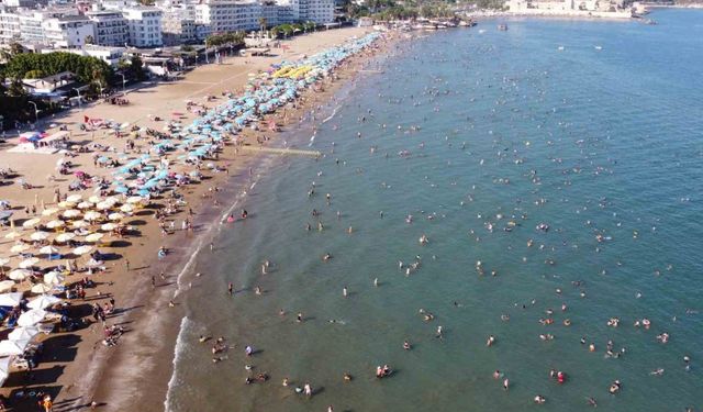 Kızkalesi’nde Yoğun Turist Akını