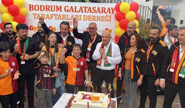 Galatasaray Taraftarları Derneği lokali törenle açıldı