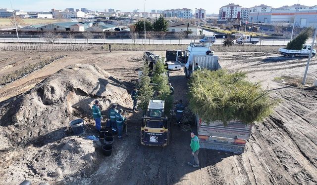 Başkan Çolakbayrakdar: "Yemyeşil bir Kayseri inşa ediyoruz"