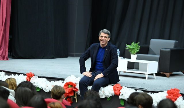 Başkan Kocaman’dan gençlere: "Sizlerin hayalleriniz bizim yol haritamız"