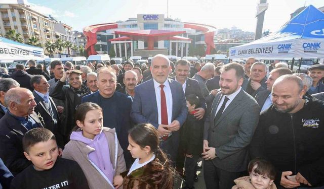 Başkan Sandıkçı: "Cumhurbaşkanımızın liderliğinde Canik’i geleceğe taşıyoruz"