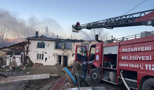 Bilecik’te baca yangını korkuttu