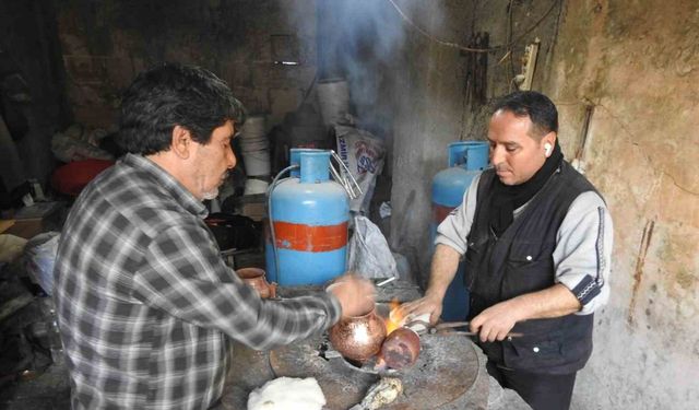 Gaziantep’in son kalaycı ustaları mesleklerini yaşatmaya çalışıyor