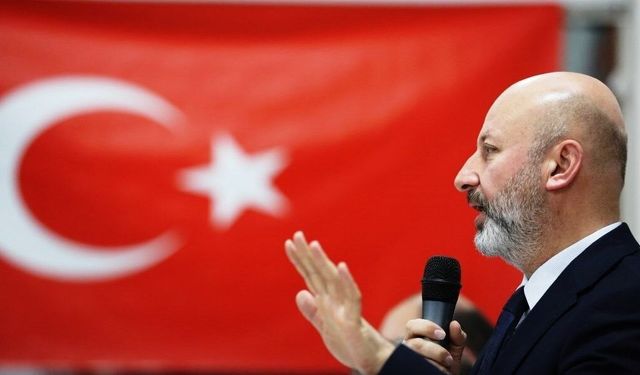 Başkan Çolakbayrakdar, "İstiklal Marşı, Türk milletinin yeniden dirilişinin sembolüdür"