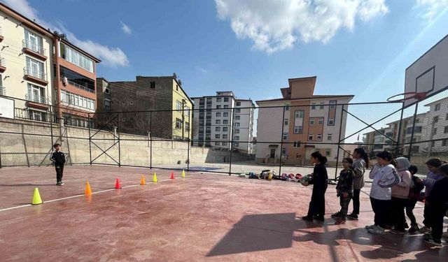 Elazığ’da çocuklar sporda ilk adımını atıyor