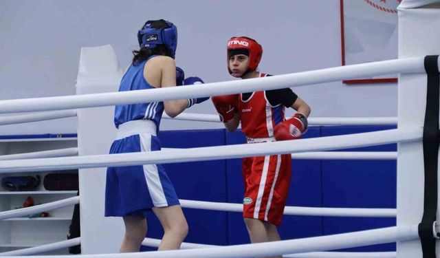 Elazığ’da gençler boks müsabakası sona erdi