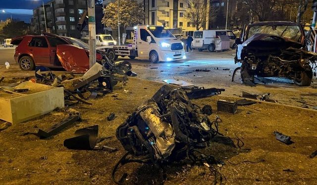 Elazığ’daki feci kazada yaralanan bir kişi hayatını kaybetti