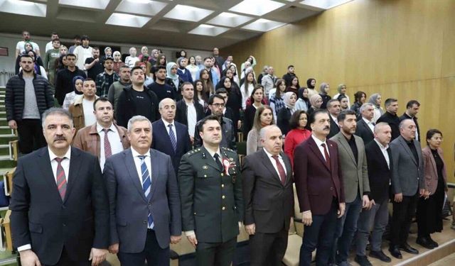 FÜ’de ’Mehmet Akif Ersoy’ anıldı