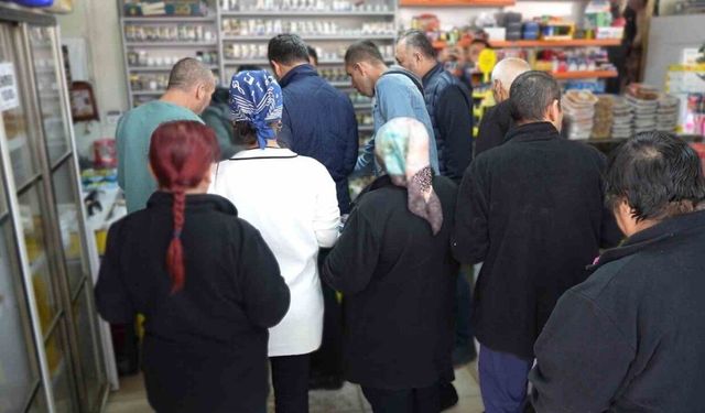 "Boykot" çağrısına alışverişle cevap verdiler