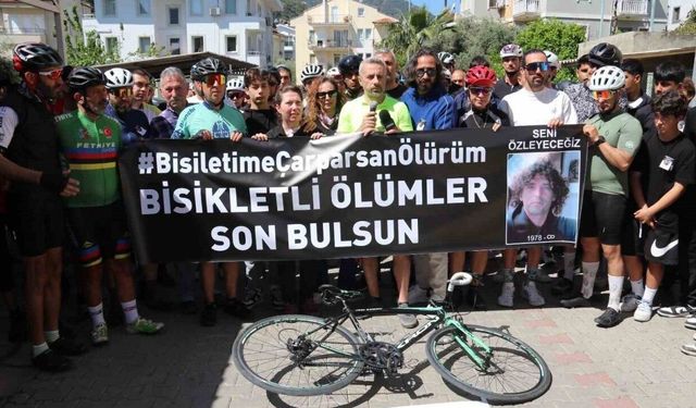 Fethiye’de bisiklet topluluğu hayatını kaybeden Alkan için pedal çevirdi