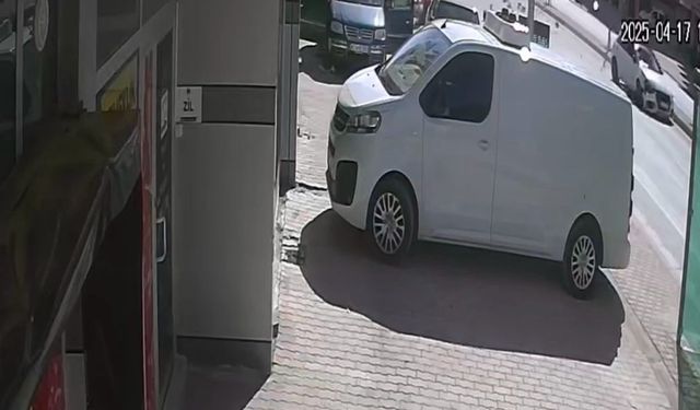 Konya’da otomobilin çarptığı çocuğun öldüğü kaza anı kamerada
