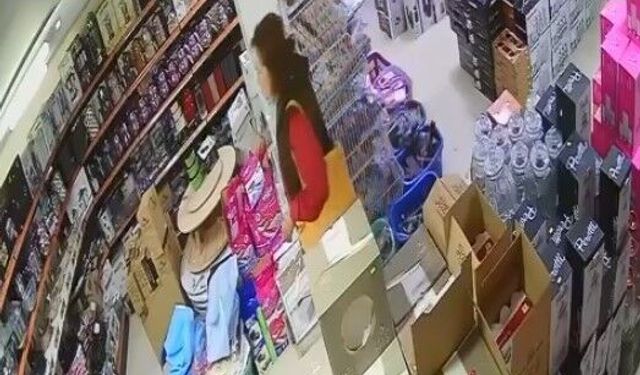 Milas’taki hırsızlık anı güvenlik kamerasına yansıdı
