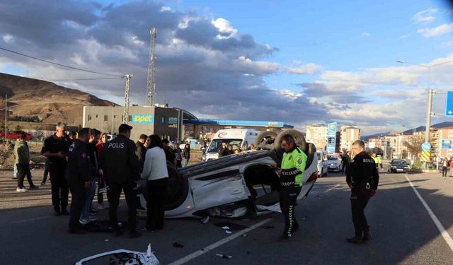 Oltu’da feci kaza: 4 yaralı