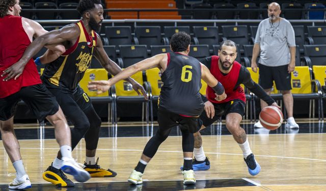 MSK Mersin'den Taraftara 'Mutlak Galibiyet' Çağrısı