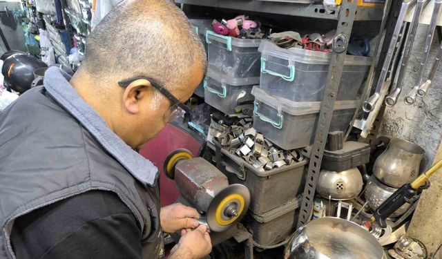 Bıçak bileyicileri Kurban Bayramı’ndan memnun
