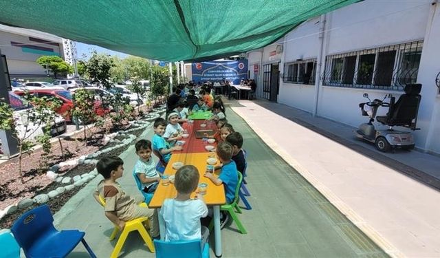 Engelsiz Kur’an Kursunda aşure etkinliği