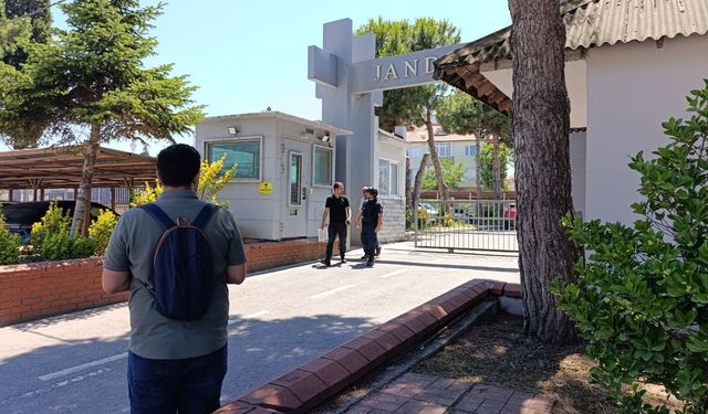 Satın aldıkları araçları teslim alamayan mağdurlar konuştu