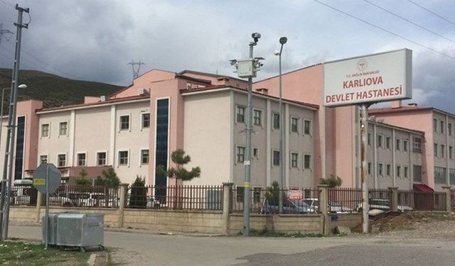 Bingöl’de otomobil yayalara çarptı: 1 ölü 1 yaralı