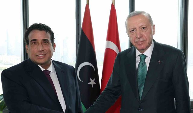 Cumhurbaşkanı Erdoğan, Libya Başkanlık Konseyi Başkanı El-Menfi ile görüştü