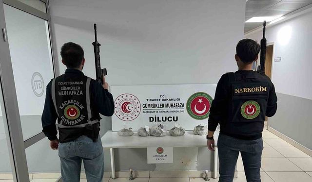 Dilucu Gümrük Kapısı’nda 4 kilo 980 gram eroin ele geçirildi