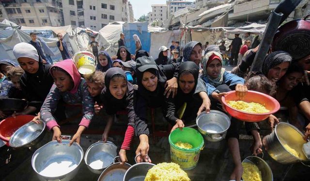 Gazze’de son 24 saatte 2 sivil daha açlıktan hayatını kaybetti