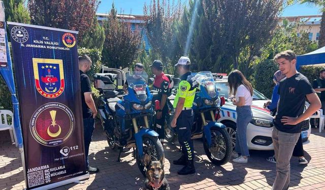 Jandarma’dan Üniversite öğrencilerine bilgilendirme