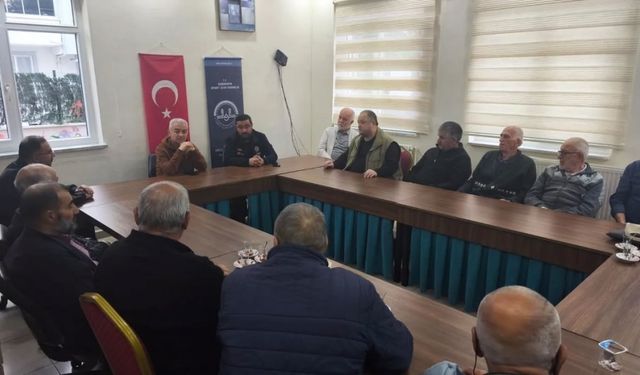 Kırklareli Valisi sabah namazında vatandaşlarla bir araya geldi