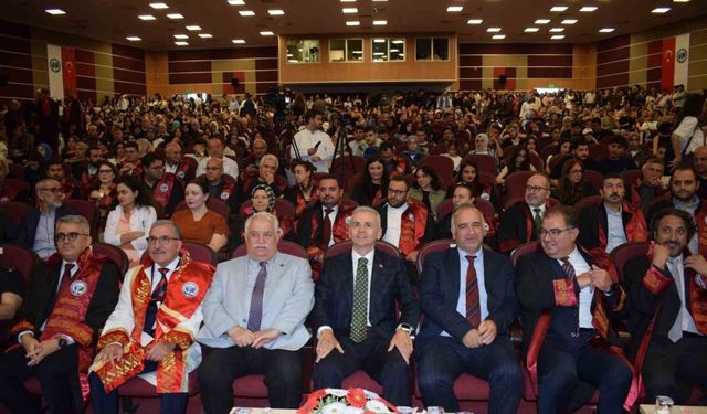 KMÜ’de 2025-2026 akademik yılı açılış töreni düzenlendi