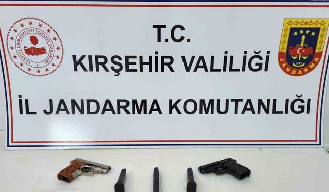 Ruhsatsız silah taşıyan şahıslar denetime takıldı