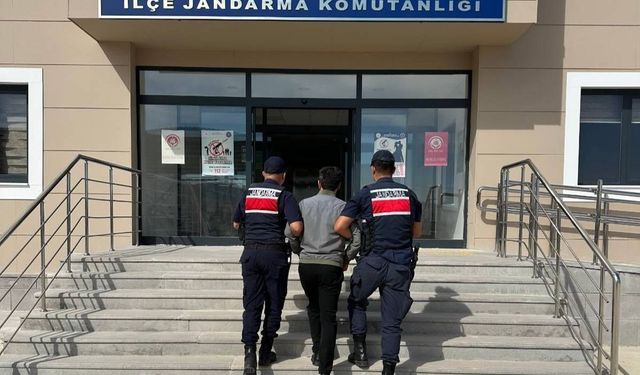 Uyuşturucu suçundan aranan hükümlü jandarma ekiplerince yakalandı