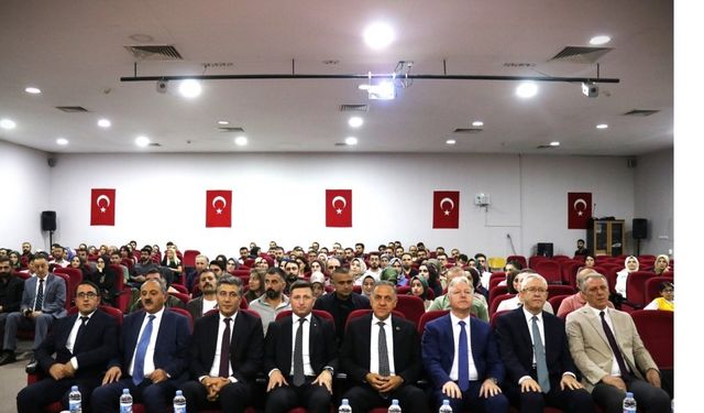 Vali Usta öğretmenlerle bir araya geldi