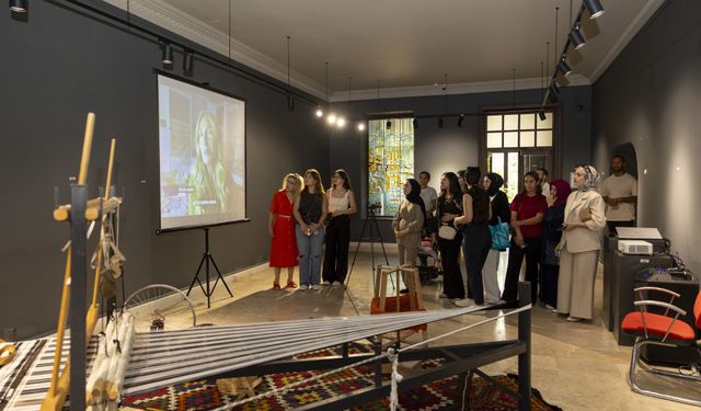 Mersin'in Geleneksel Dokumaları Sanatla Buluştu
