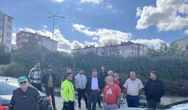 4 kişinin yaralandığı kaza mahalleliyi isyan ettirdi