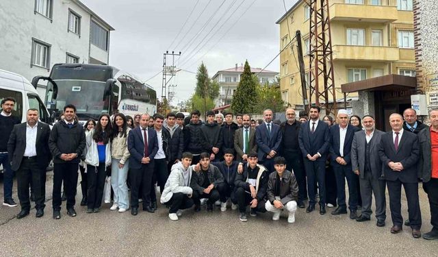 400 genç gönüllü tarihi camide din gönüllüleriyle buluştu