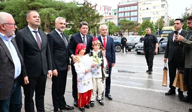 Adalet Bakanı Tunç, Kırklareli’nde temaslarda bulundu