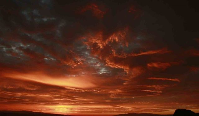 Afyonkarahisar’da gün doğumu manzarası mest etti