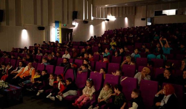 Aksa Elektrik tiyatro ile çocuklara farkındalık kazandırıyor